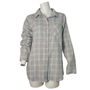 Womans Old Navy Gray Plaid The Classic Shirt Button Down